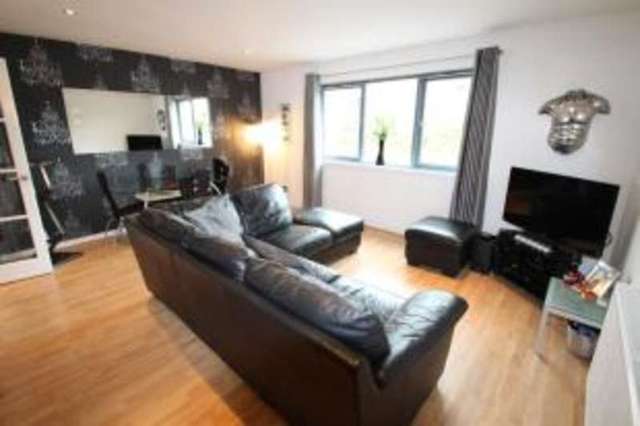  Image of 2 bedroom Flat for sale in Bellwood Street Shawlands Glasgow G41 at Shawlands Glasgow Glasgow, G41 3ED