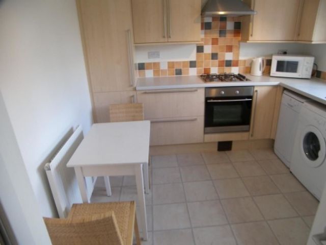  Image of 3 bedroom Flat to rent in Benbecula East Kilbride Glasgow G74 at East Kilbride South Lanarkshire South Lanarkshire, G74 2BS