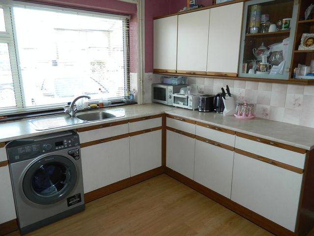  Image of 3 bedroom Terraced house for sale in Bilston Road Darlaston Wednesbury WS10 at Bilston Road  Wednesbury, WS10 7JL