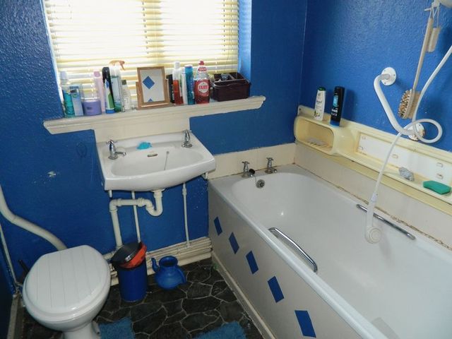  Image of 3 bedroom Terraced house for sale in Bilston Road Darlaston Wednesbury WS10 at Bilston Road  Wednesbury, WS10 7JL