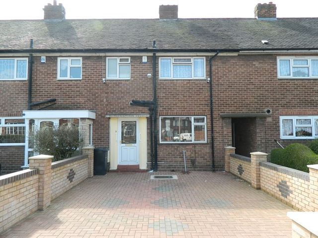  Image of 3 bedroom Terraced house for sale in Bilston Road Darlaston Wednesbury WS10 at Bilston Road  Wednesbury, WS10 7JL