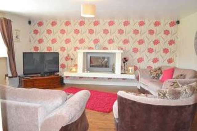  Image of 4 bedroom Detached house for sale in Birmingham Road Alcester B49 at Birmingham Road  Alcester, B49 5EG