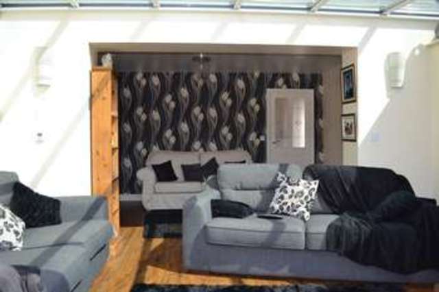  Image of 4 bedroom Detached house for sale in Birmingham Road Alcester B49 at Birmingham Road  Alcester, B49 5EG