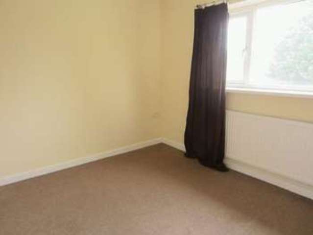  Image of 2 bedroom Flat to rent in Bishopston Road Ely Cardiff CF5 at Bishopston Road Caerau Cardiff, CF5 5DY