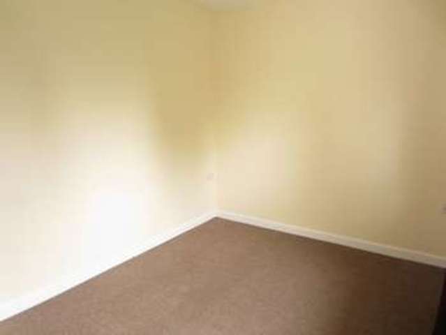  Image of 2 bedroom Flat to rent in Bishopston Road Ely Cardiff CF5 at Bishopston Road Caerau Cardiff, CF5 5DY