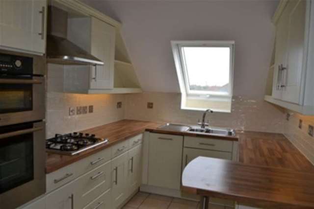  Image of 2 bedroom Property to rent in Bluebell Gardens New Milton BH25 at New Milton, BH25 6DR