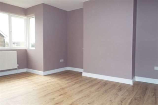  Image of 4 bedroom Detached house to rent in Longford Road Bognor Regis PO21 at Bognor Regis, PO21 1AE