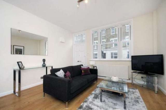  Image of 2 bedroom Flat to rent in Boscombe Road London W12 at Boscombe Road Shepherds Bush London, W12 9HU