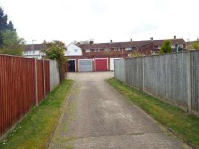  Image of Terraced house for sale in Herbert Close Bracknell RG12 at Bracknell Berkshire Easthampstead, RG12 7JX