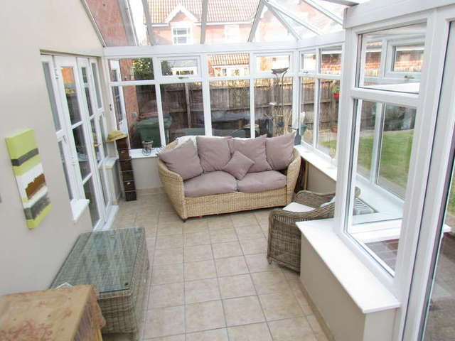  Image of 4 bedroom Detached house for sale in Brecon Avenue Warndon Worcester WR4 at Worcester Worcestershire Worcester, WR4 0RJ