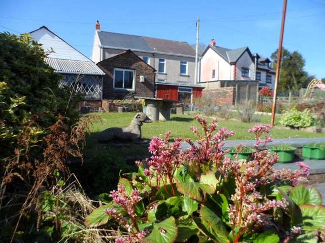  Image of 3 bedroom Property for sale in Brecon Road Penrhos Ystradgynlais Swansea SA9 at Brecon Road Ystradgynlais Swansea, SA9 1QX