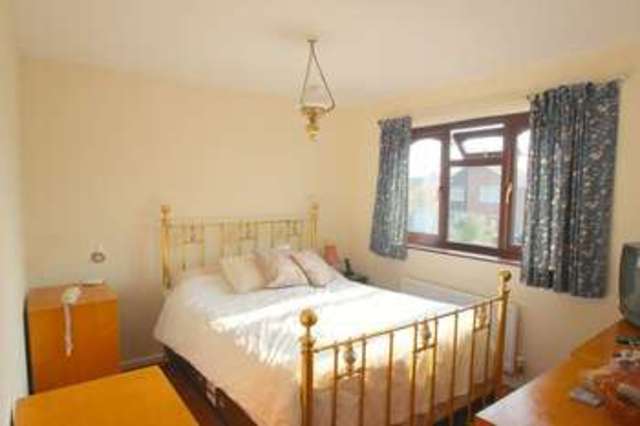  Image of 4 bedroom Detached house for sale in Bridgetown Road Stratford-upon-Avon CV37 at Bridgetown Road  Stratford-upon Avon, CV37 7JA