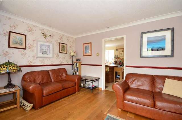  Image of 4 bedroom Detached house for sale in Brooke Drive Gravesend DA12 at Gravesend Kent Gravesend, DA12 4XP