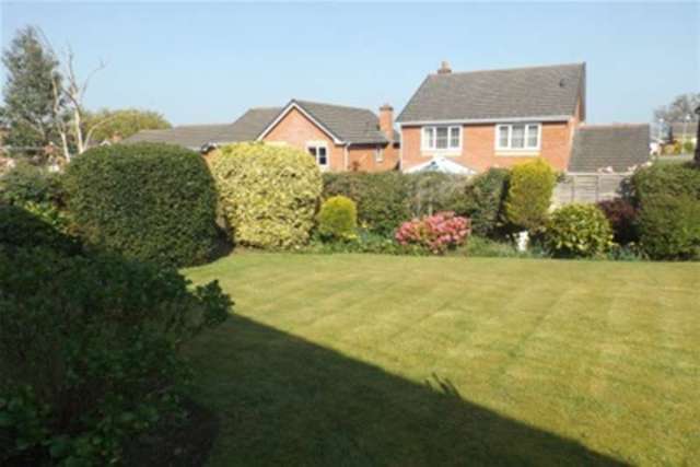  Image of 3 bedroom Bungalow to rent in Bryn Rhydd Ruthin LL15 at Ruthin, LL15 1RL