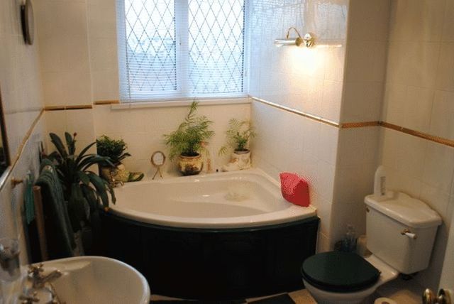  Image of 3 bedroom Detached house to rent in Buller Street Grimsby DN32 at Buller Street  Grimsby, DN32 8BL