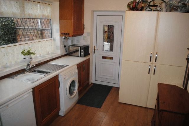  Image of 3 bedroom Detached house to rent in Buller Street Grimsby DN32 at Buller Street  Grimsby, DN32 8BL