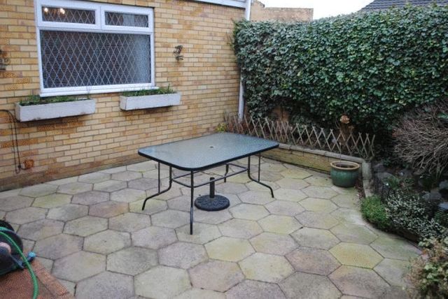  Image of 3 bedroom Detached house to rent in Buller Street Grimsby DN32 at Buller Street  Grimsby, DN32 8BL
