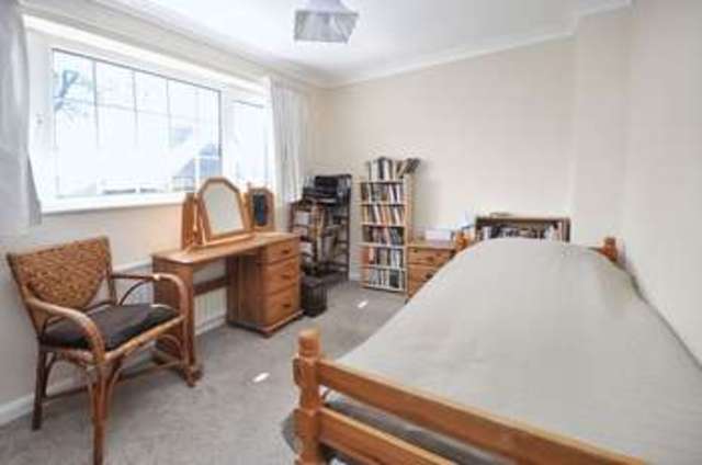  Image of 4 bedroom Detached house for sale in Burcot Park Burcot Abingdon OX14 at Burcot Park Burcot Abingdon, OX14 3DH
