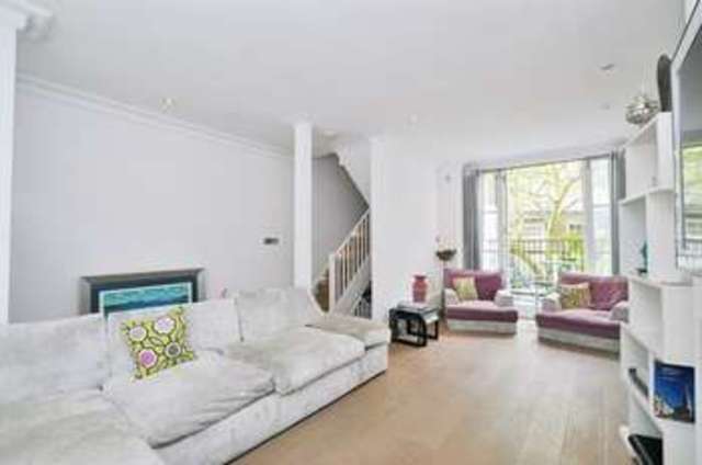  Image of 3 bedroom Terraced house to rent in Cadogan Street London SW3 at Cadogan Street  London, SW3 2PP