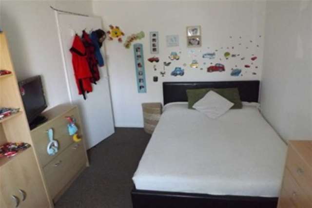 Image of 2 bedroom Property to rent in Canada Way Worcester WR2 at Worcester, WR2 4XA