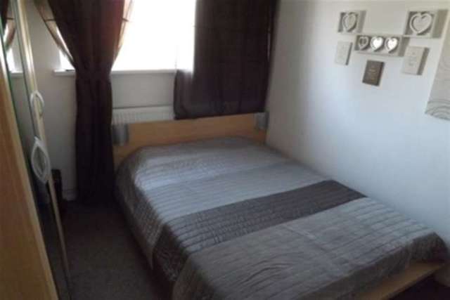  Image of 2 bedroom Property to rent in Canada Way Worcester WR2 at Worcester, WR2 4XA