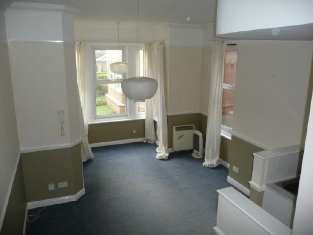  Image of 1 bedroom Flat to rent in Cavendish Grove Southampton SO17 at Southampton Hampshire Southampton, SO17 1XE