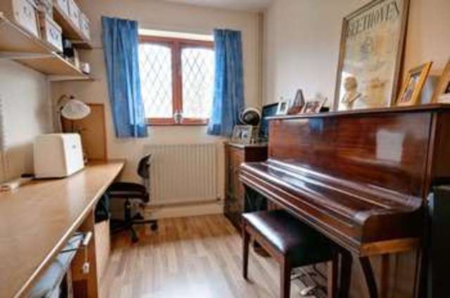  Image of 5 bedroom Detached house for sale in Chapel Lane Ashby-Cum-Fenby Grimsby DN37 at Chapel Lane  Ashby-Cum-Fenby, DN37 0QT