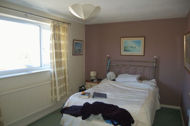  Image of 3 bedroom Semi-Detached house for sale in Chiltern Road Quedgeley Gloucester GL2 at Chiltern Road Quedgeley Gloucester, GL2 4TU