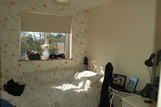  Image of 3 bedroom Semi-Detached house for sale in Chiltern Road Quedgeley Gloucester GL2 at Chiltern Road Quedgeley Gloucester, GL2 4TU