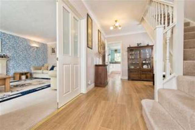  Image of 4 bedroom Property for sale in Hodson Road Chiseldon Swindon SN4 at Hodson Road Chiseldon, Swindon Chiseldon, Swindon, SN4 0LN