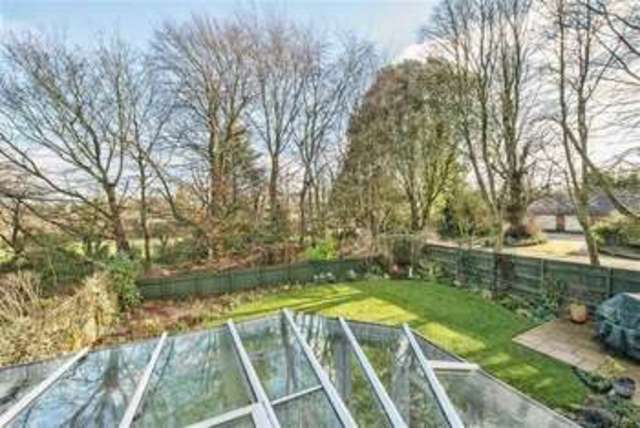  Image of 4 bedroom Property for sale in Hodson Road Chiseldon Swindon SN4 at Hodson Road Chiseldon, Swindon Chiseldon, Swindon, SN4 0LN