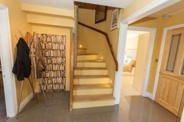  Image of 4 bedroom Cottage for sale in Chulmleigh Road Morchard Bishop Crediton EX17 at Chulmleigh Road Morchard Bishop Crediton, EX17 6NZ