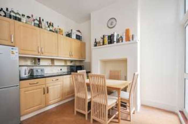  Image of 3 bedroom Terraced house for sale in Church Lane London SW17 at Church Lane  Tooting, SW17 9PR