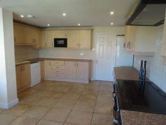  Image of 4 bedroom Detached house for sale in Church Path Meare Glastonbury BA6 at 25 Church Path Meare Glastonbury, BA6 9TH