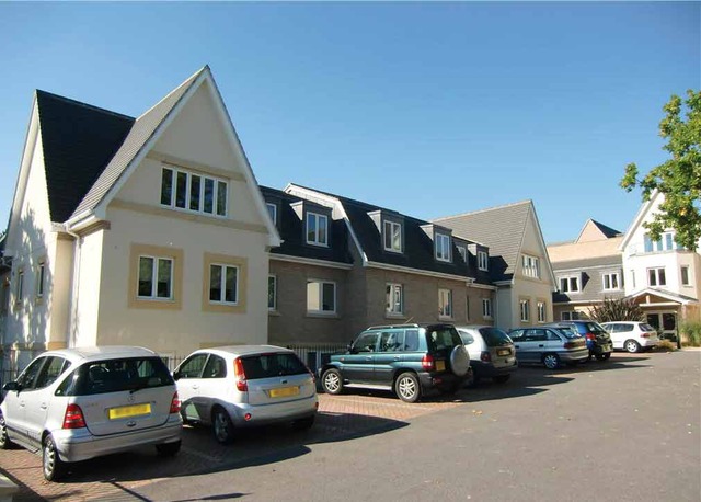  Image of 1 bedroom Apartment to rent in Sandbanks Road Parkstone Poole BH14 at Churchill Lodge 234 Sandbanks Road POOLE, BH14 8HA