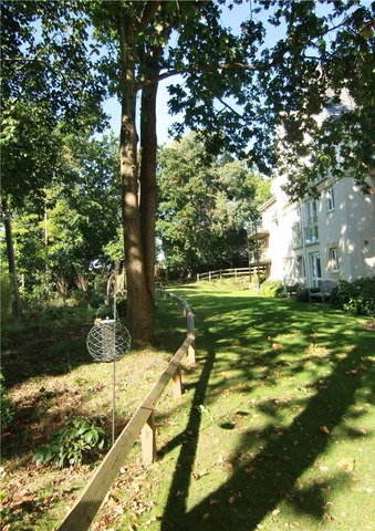  Image of 1 bedroom Apartment to rent in Sandbanks Road Parkstone Poole BH14 at Churchill Lodge 234 Sandbanks Road POOLE, BH14 8HA