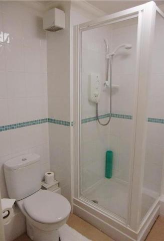  Image of 1 bedroom Apartment to rent in Sandbanks Road Parkstone Poole BH14 at Churchill Lodge 234 Sandbanks Road POOLE, BH14 8HA