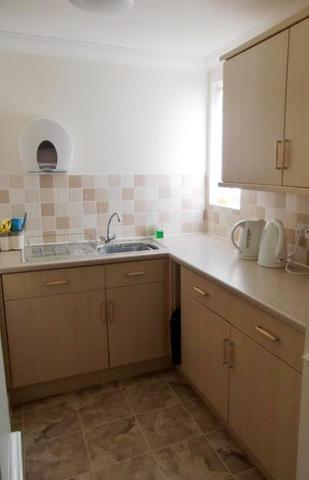  Image of 1 bedroom Apartment to rent in Sandbanks Road Parkstone Poole BH14 at Churchill Lodge 234 Sandbanks Road POOLE, BH14 8HA