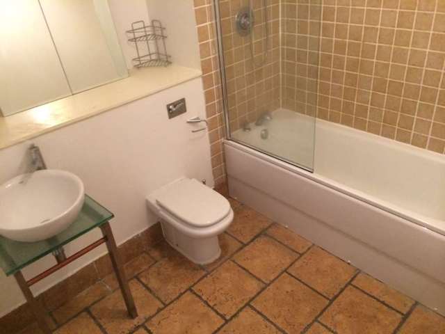  Image of 2 bedroom Apartment to rent in Blantyre Street Manchester M15 at Blantyre Street  Manchester, M15 4JU