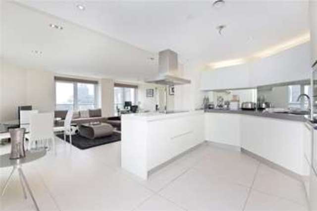  Image of 2 bedroom Flat to rent in City Road London EC1Y at Shoreditch London Barbican, EC1Y 1AH