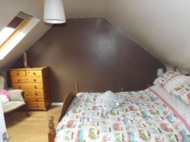  Image of 4 bedroom Bungalow for sale in Cloes Lane Clacton-on-Sea CO16 at Clacton-on-Sea Essex Little Clacton, CO16 8AQ