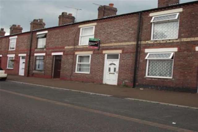  Image of 2 bedroom Terraced house to rent in Clifton Street Warrington WA4 at Warrington, WA4 1BE