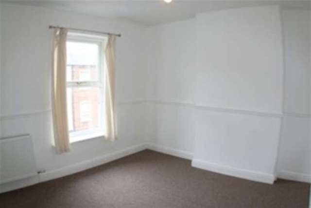 Image of 2 bedroom Terraced house to rent in Clifton Street Warrington WA4 at Warrington, WA4 1BE