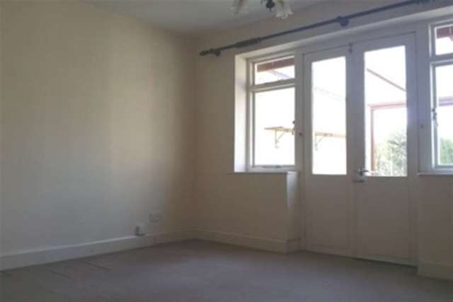  Image of 2 bedroom Semi-Detached house to rent in Clougha Avenue Halton Lancaster LA2 at Lancaster, LA2 6NP