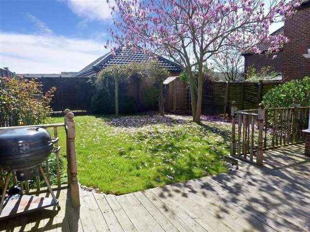  Image of 4 bedroom Terraced house for sale in Clydesdale Gardens Bognor Regis PO22 at Bognor Regis West Sussex Bognor Regis, PO22 9BE