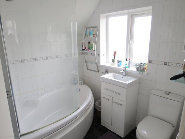 Image of 3 bedroom Semi-Detached house for sale in Coleridge Road Portsmouth PO6 at Coleridge Road  Portsmouth, PO6 4PB