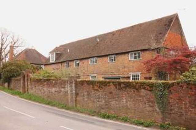  Image of 2 bedroom Flat to rent in Coles Lane Ockley Dorking RH5 at Coles Lane Ockley Dorking, RH5 5LS