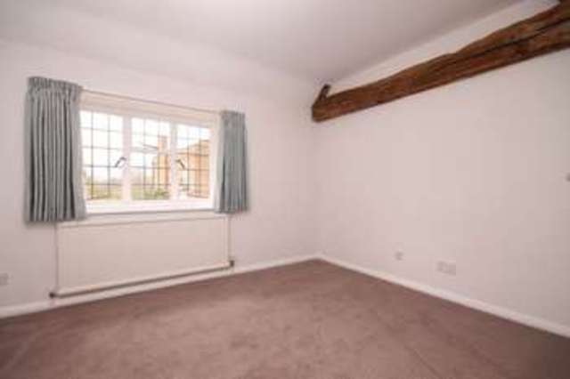  Image of 2 bedroom Flat to rent in Coles Lane Ockley Dorking RH5 at Coles Lane Ockley Dorking, RH5 5LS