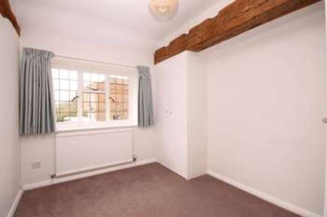  Image of 2 bedroom Flat to rent in Coles Lane Ockley Dorking RH5 at Coles Lane Ockley Dorking, RH5 5LS