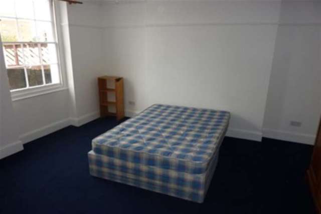  Image of 5 bedroom Terraced house to rent in Commercial Road London E14 at London, E14 7LA
